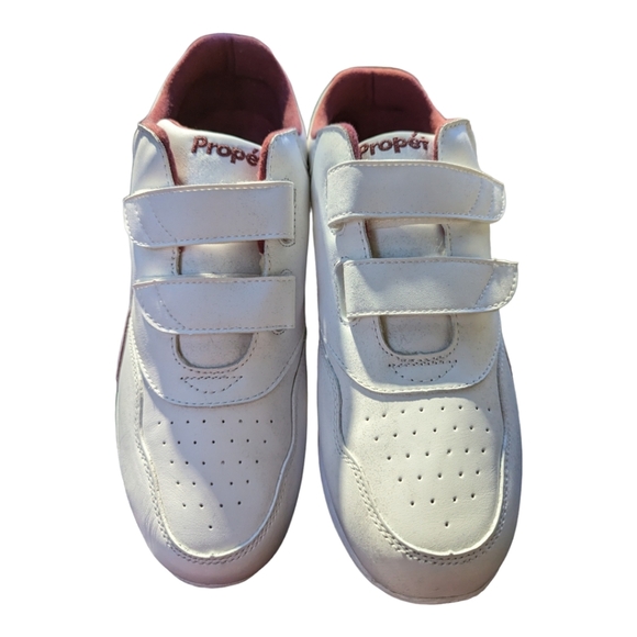 Propet Shoes - Propet Tour Walker with Velcro Straps
